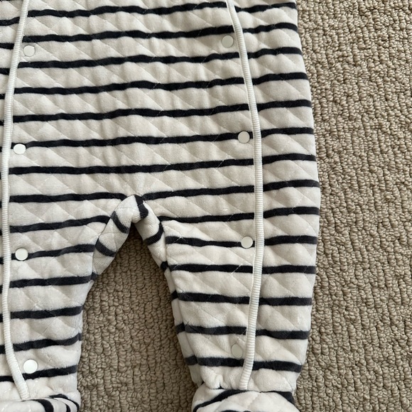 Nordstrom baby fleece button up jumpsuit - Picture 4 of 5